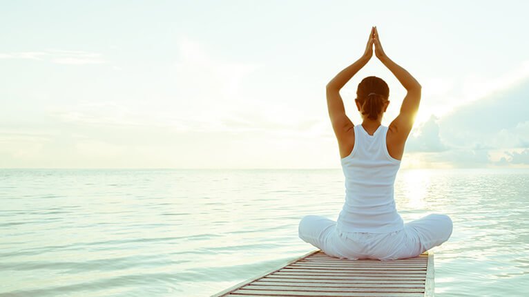 Yoga với bệnh nhân ung thư: 5 lợi ích và 4 tư thế