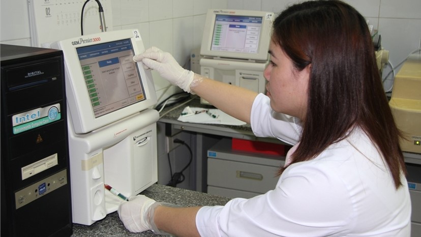 Máy xét nghiệm khí máu GEM 3000